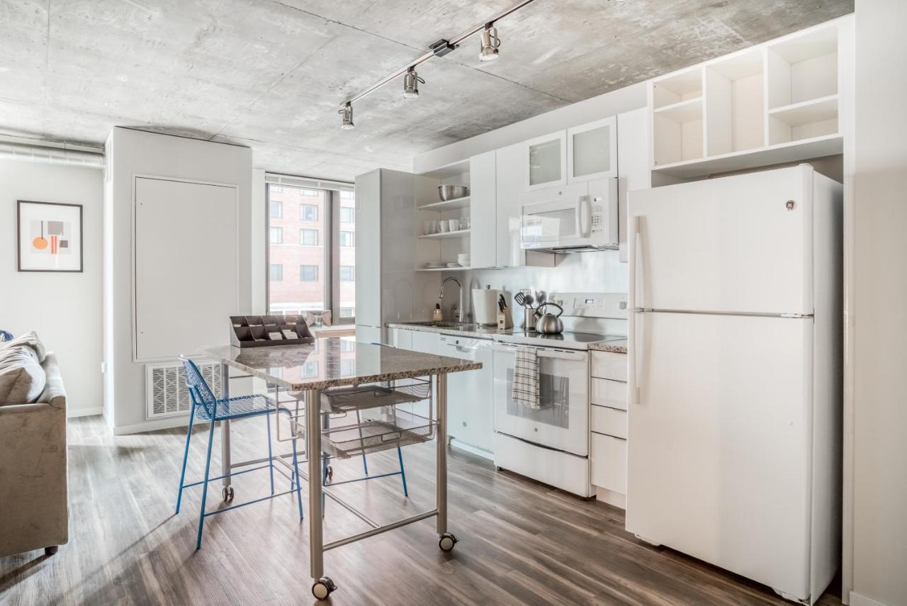 Mint House Minneapolis - Downtown West エクステリア 写真