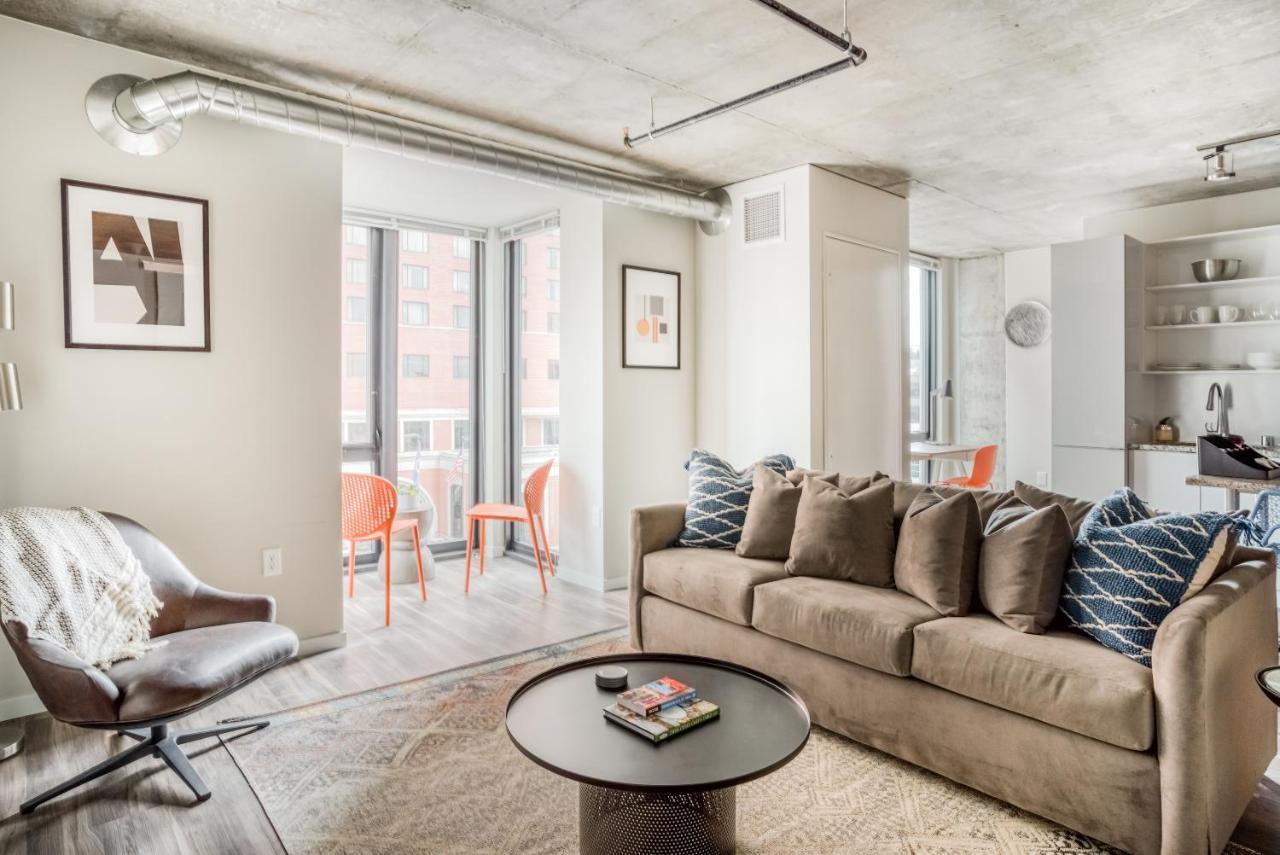 Mint House Minneapolis - Downtown West エクステリア 写真