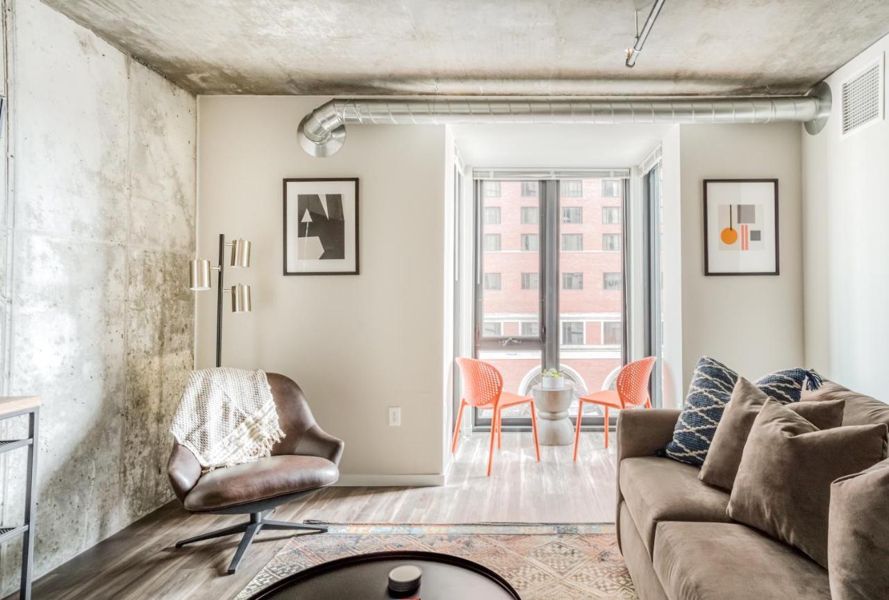 Mint House Minneapolis - Downtown West エクステリア 写真