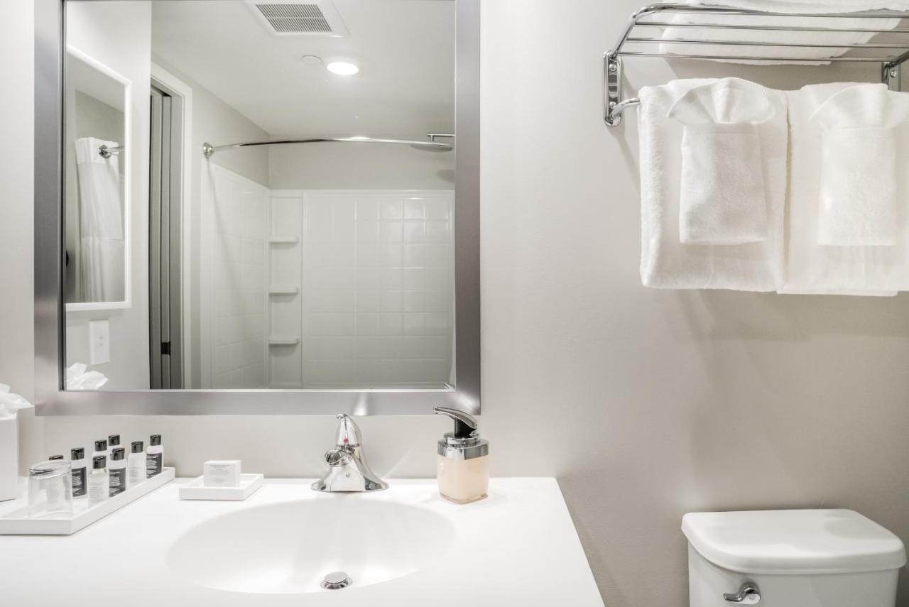 Mint House Minneapolis - Downtown West エクステリア 写真