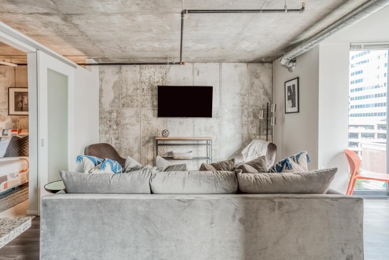 Mint House Minneapolis - Downtown West エクステリア 写真