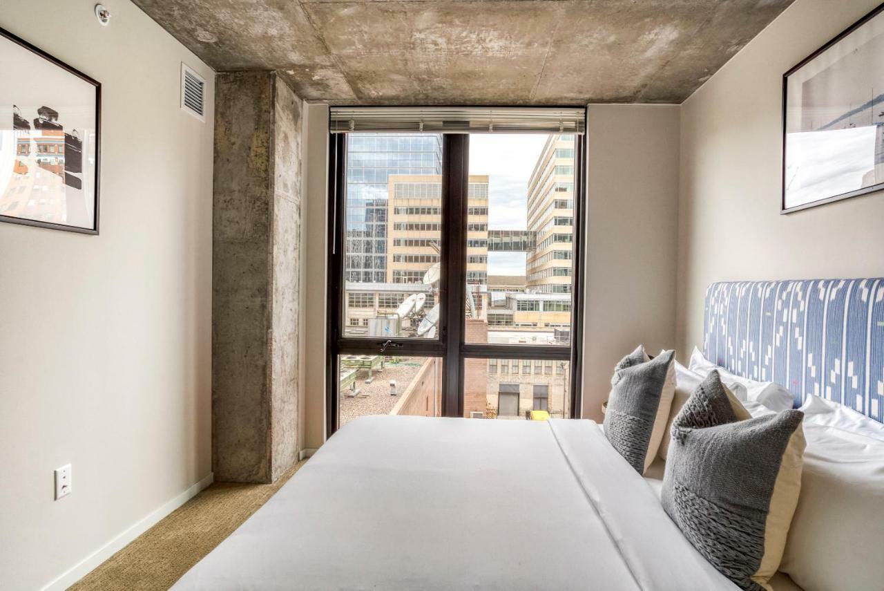 Mint House Minneapolis - Downtown West エクステリア 写真