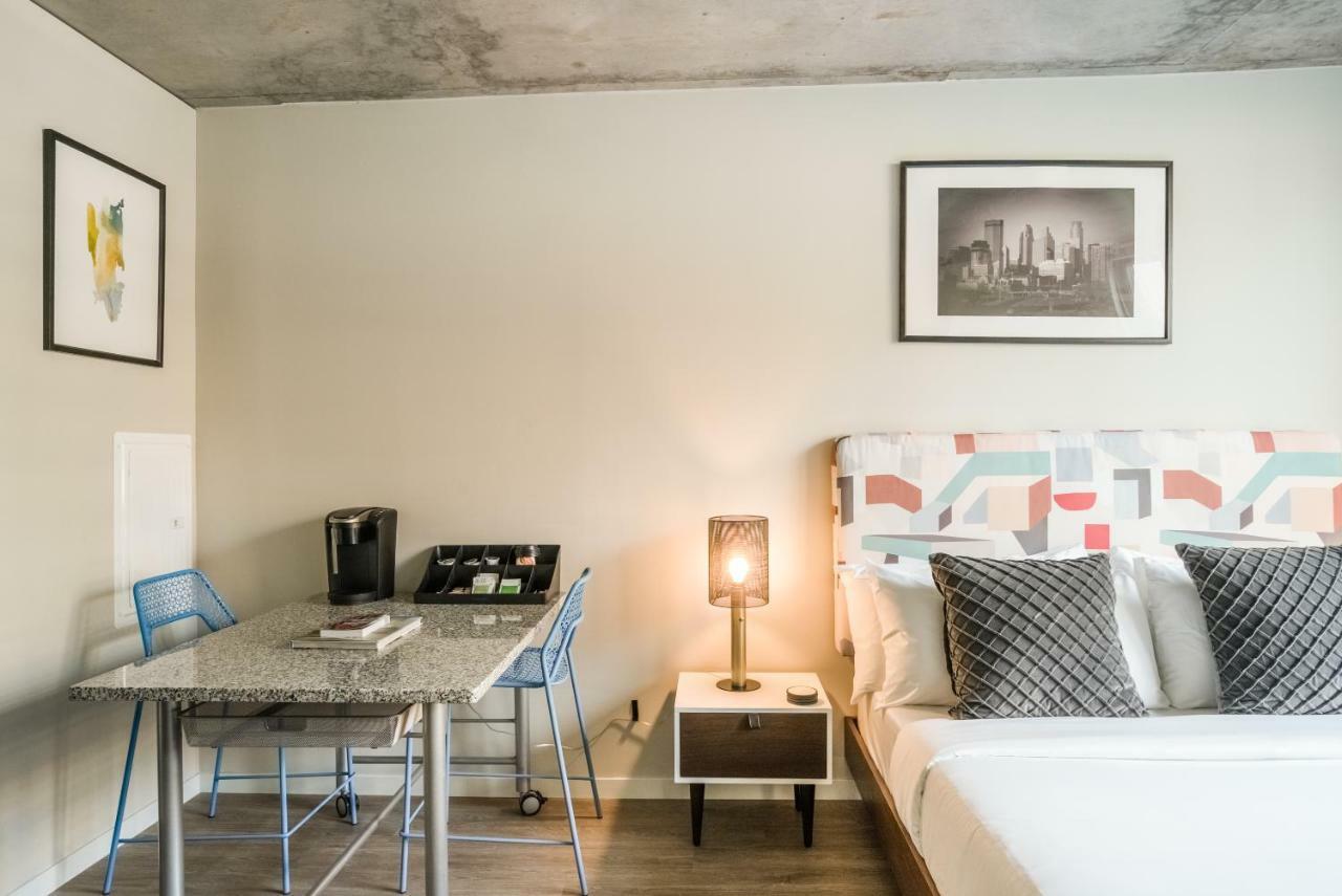 Mint House Minneapolis - Downtown West エクステリア 写真