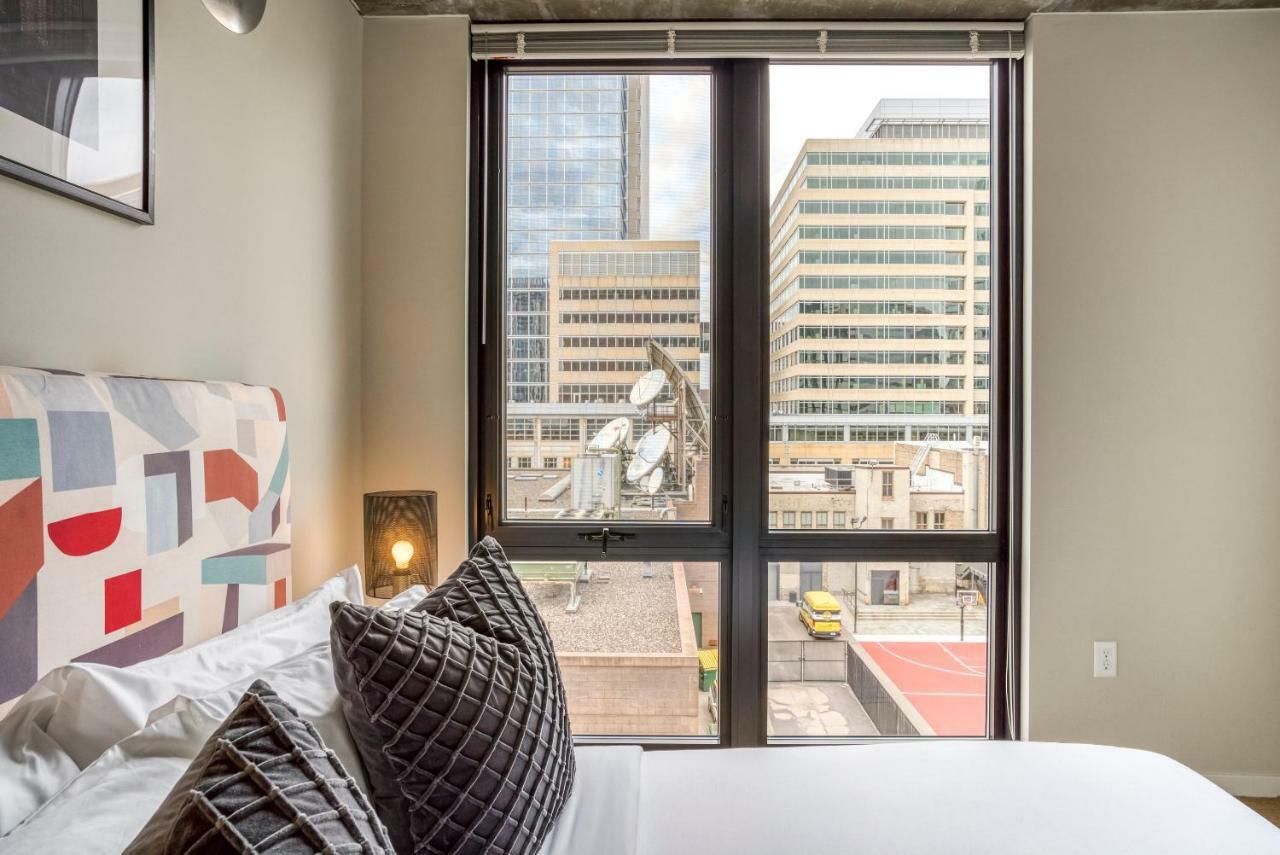 Mint House Minneapolis - Downtown West エクステリア 写真